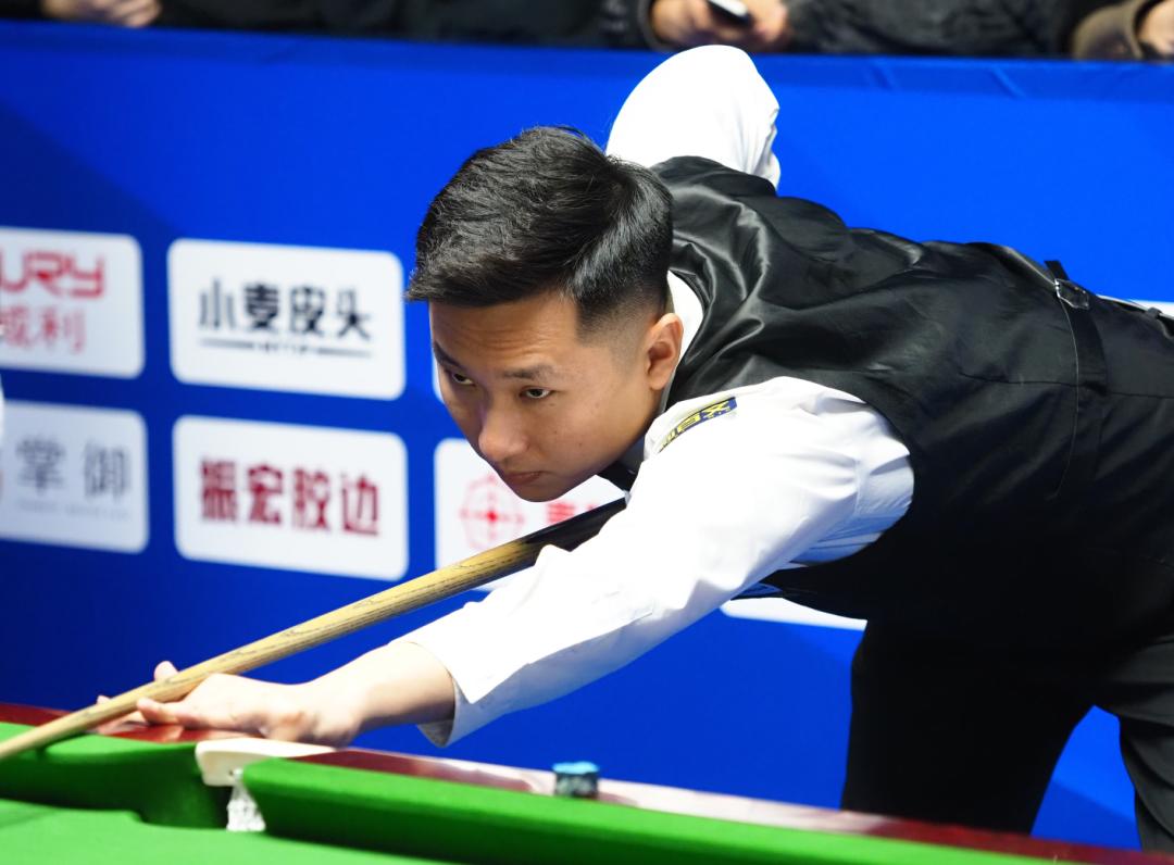 斯并没有轻 斯并没有轻