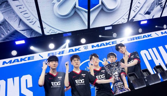 加强体育与 加强体育与